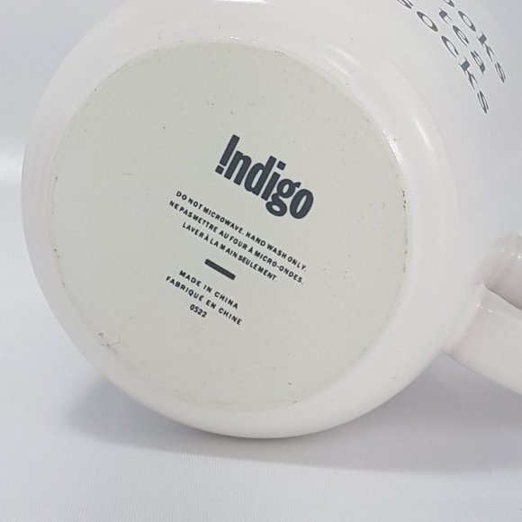 Vintage INDIGO Statement Mug Teacup Good Books Warm Tea Fuzzy Socks Quote White - Picture 8 of 9